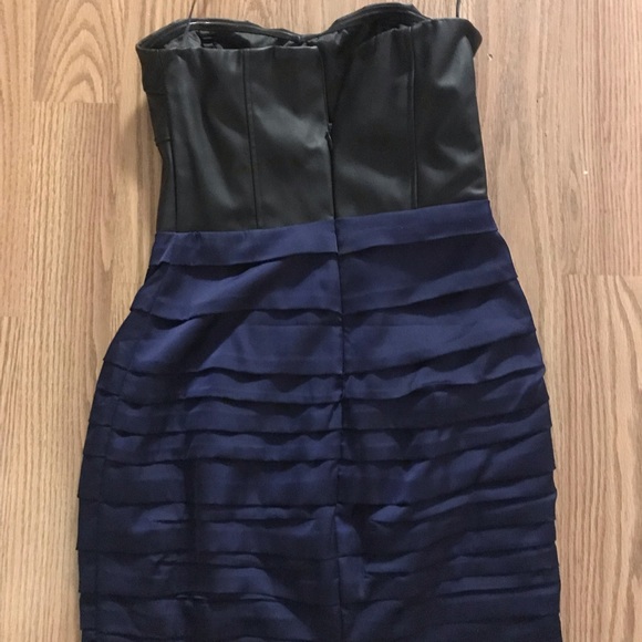 EXPRESS BLUE BLACK LEATHER STRAPLESS MINI - Picture 3 of 3